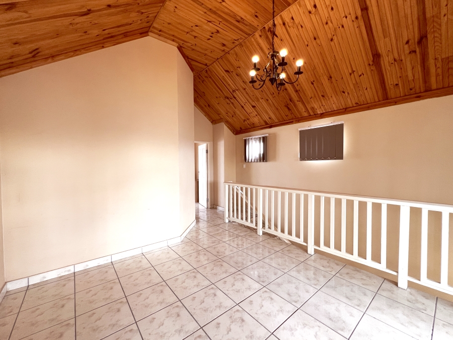 4 Bedroom Property for Sale in Laguna Sands Western Cape